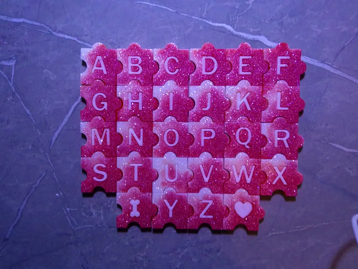 Puzzle alphabet